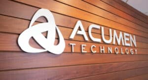 UrabnHillPhoto ACUMEN 70