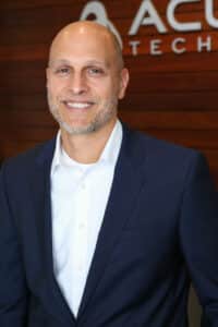 UrbanHillPhot Acumen#2 17